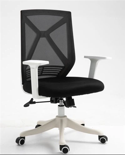 Удобен офис стол